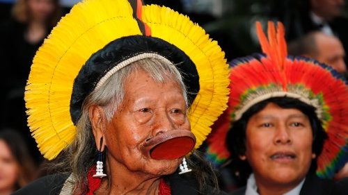 Amazonie: le Pape reçoit lundi le chef indigène Raoni au Vatican