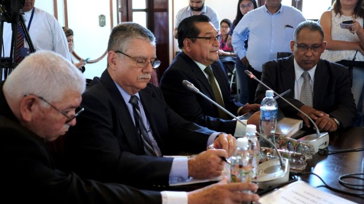 El Salvador. Analizando ley de Reconciliación