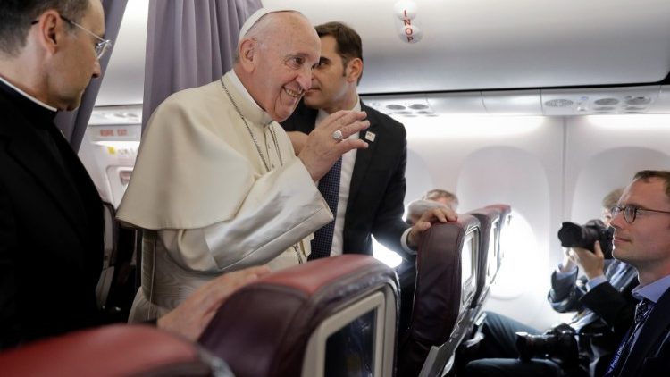 教宗從羅馬尼亞返回羅馬途中