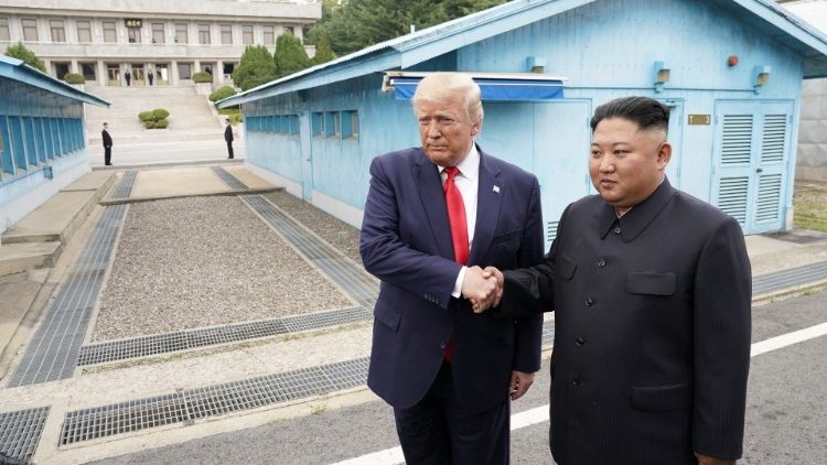 Зустріч президентім Трампа й Кіма на кордоні між Північною та Південною Кореєю, 30 червня 2019