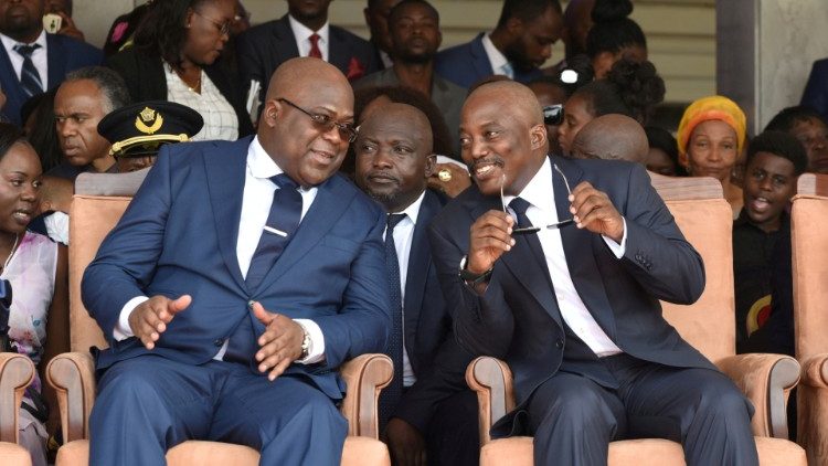 Joseph Kabila (links) und Felix Tshisekedi in Kinshasa