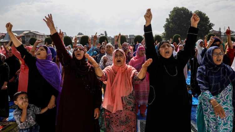 Kashmiri women in Srinagar protesting the scrapping of the special constitutional status of Jammu and Kashmir by the Indian government. 