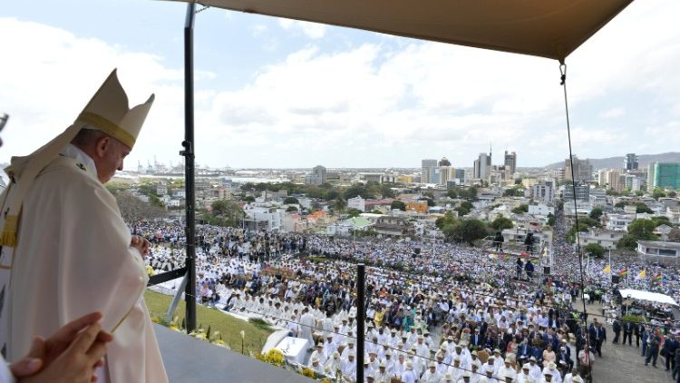 Pope Francis visits Mauritius