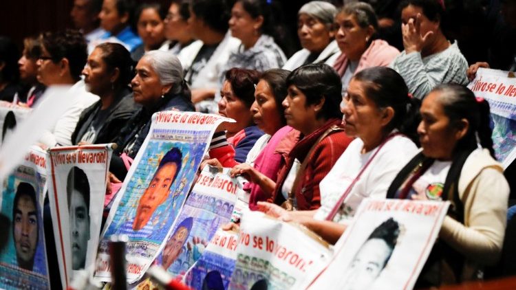 Kundgebung von Angehörigen der 43 vermissten Studierenden