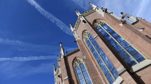 Deutschland: Kirche setzt erste Maßnahmen zur Eindämmung des Virus