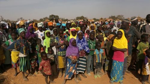 Appello del Papa per il Burkina Faso: il dialogo interreligioso contro  la violenza