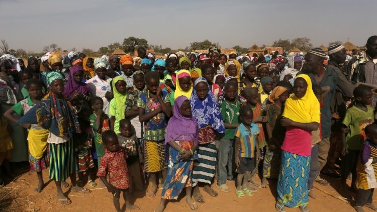 Raseljeni narod u Burkini Faso čeka pomoć