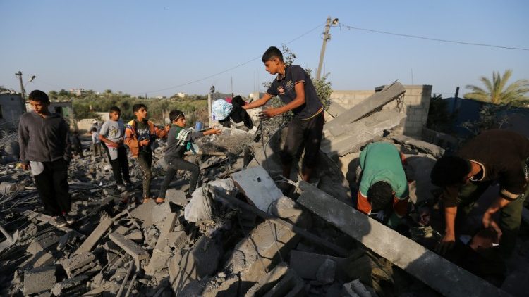 Le conseguenze dei raid israeliani su Gaza