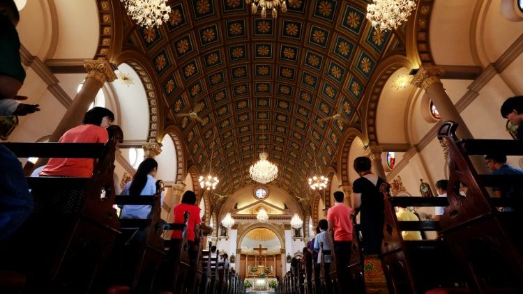 Bangkok: Gebet für den Papstbesuch in der von Portugiesen errichteten Kirche Santa Cruz