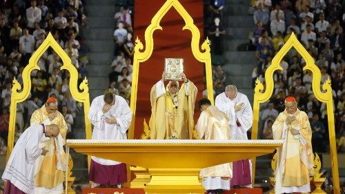 Misa del Papa en Tailandia: compartan el Evangelio, derecho gratuito para todos