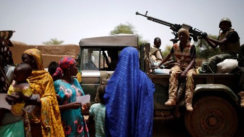 Mali: preghiere per la liberazione di suor Narvaez, rapita 3 anni fa
