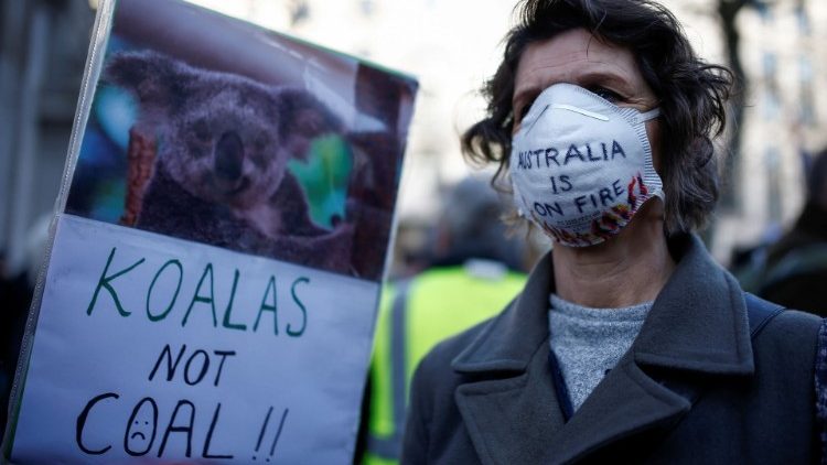 Demonstranten, die die Kohleindustrie in Australien anklagen