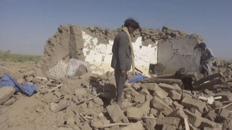 Le 15 février 2020, un habitant de la province d'Al-Jawf, après un raid aérien. 
