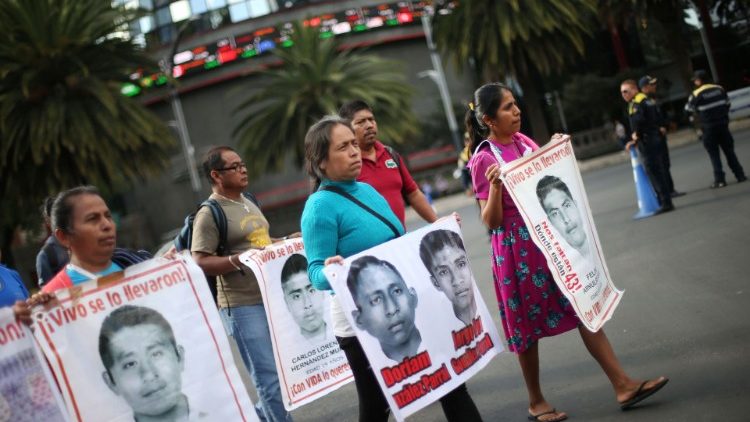 Marche en mémoire des 43 étudiants d'Iguala, disparus en 2014