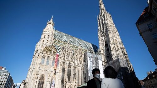 Österreich: Bischofskonferenz abgesagt, Schönborn behält Vorsitz