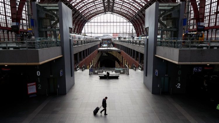 La stazione di Anversa, in Belgio (REUTERS/Francois Lenoir)