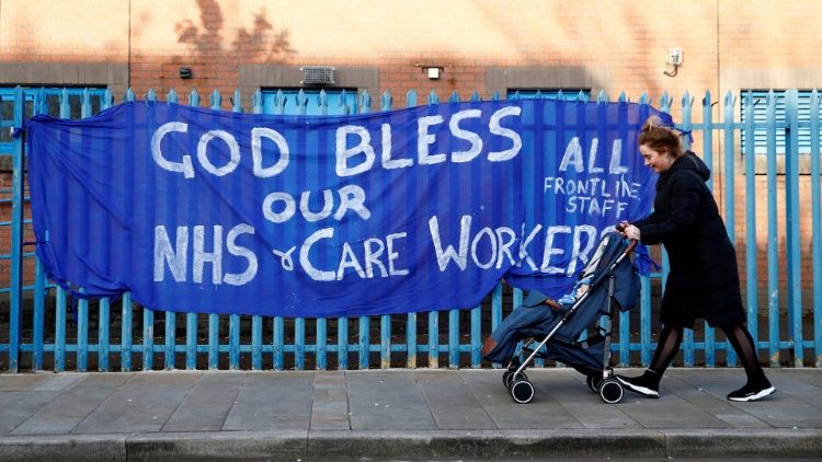 Banner in Belfast showing support for frontline medical workers