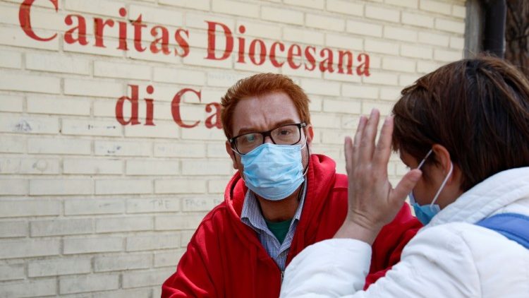 Voluntário da Caritas em Catania, Sicília