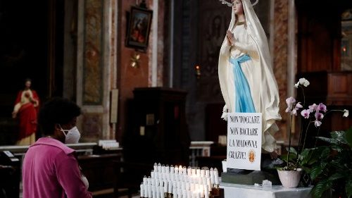 Itália: sinal verde para missas com participação de fiéis a partir de hoje 