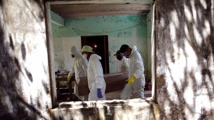 O Brasil ultrapassou 40 mil mortes por causa da pandemia