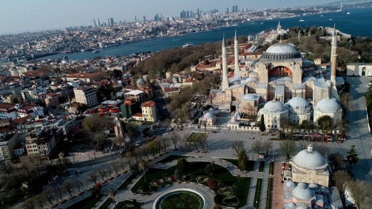 Complexo monumental de Santa Sofia, em Istambul, na Turquia