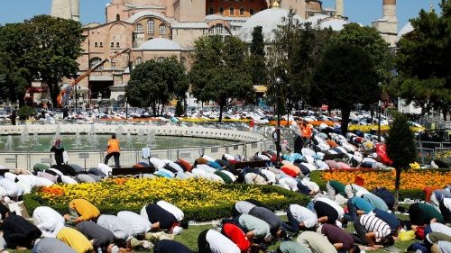 Türkei: Hagia Sophia ist wieder eine Moschee 