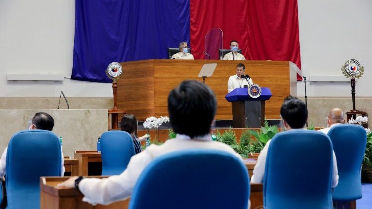 Filippine, un momento del discorso alla nazione del presidente Duterte 