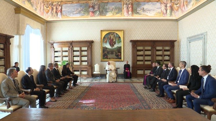 Папа Франциск на встрече в Ватикане с экспертами Совета Европы 8 октября 2020 г.