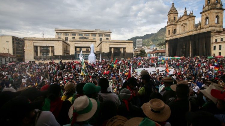 Manifestation des indigènes à Bogota le 19 octobre 2020