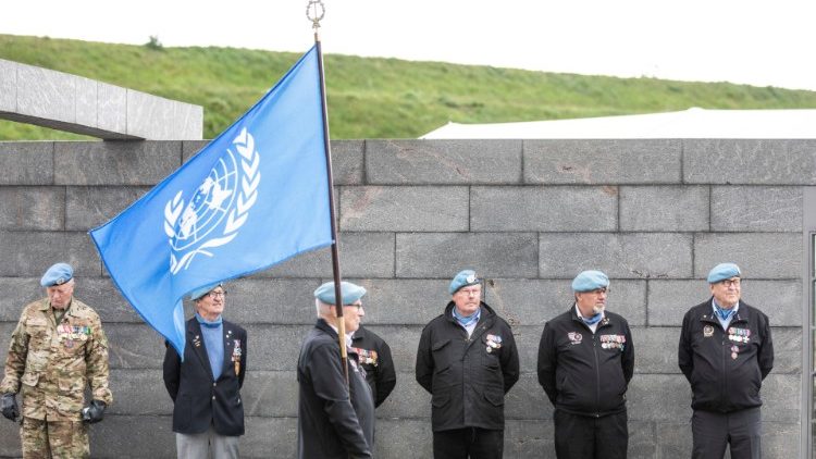 संयुक्त राष्ट्र की 75 वीं वर्षगांठ और कोपेनहेगन में कस्तेललेट में एक माल्यार्पण समारोह