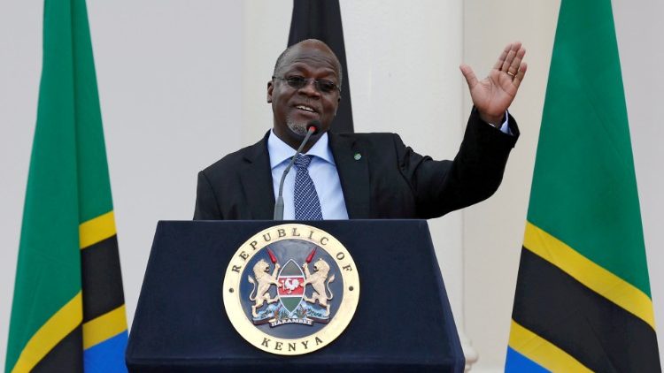 Lobende, aber auch kritische Worte zum Präsidenten Tansanias, John Magufuli