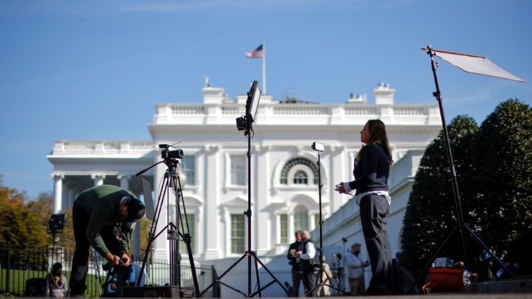 Journalists outside the White House continue to wait for news on the final results of the 2020 U.S. presidential election.
