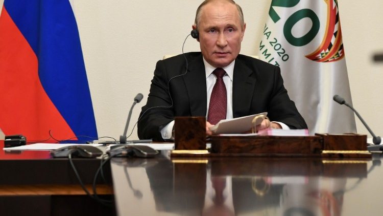 Le président russe Vladimir Poutine en visioconférence lors du G20 virtuel de Riyad, le 21 novembre 2020. 