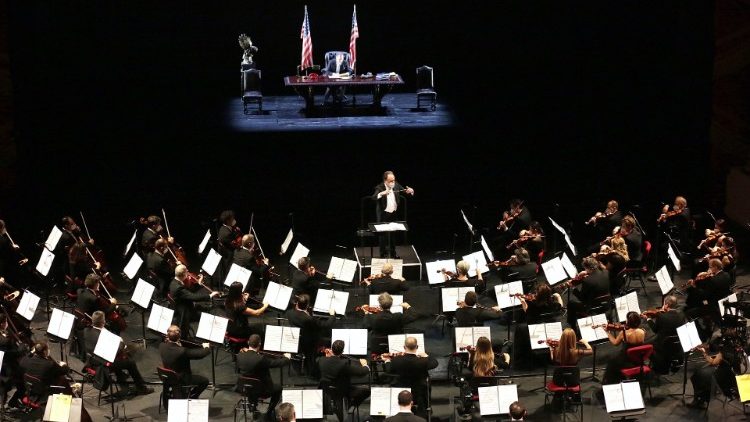 La Scala di Milano al debutto via tv