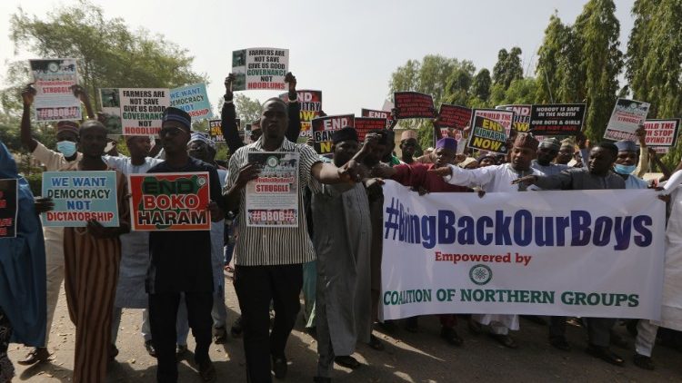Manifestants réclamant la libération des lycéens enlevés dans le Nord du Nigéria