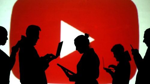 Schweiz: Dekanat Zürich investiert 116.000 Euro in YouTube-Kanal