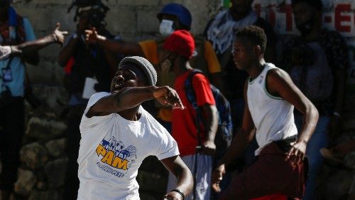 Desde Haití, la alarma de los obispos: "País al borde de la explosión"