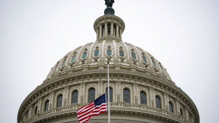 Il Senato Usa assolve Trump, non passa l'impeachment