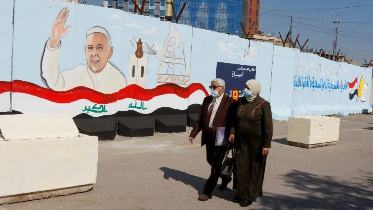 Záber z Iraku pripravujúceho sa na pápežovu návštevu