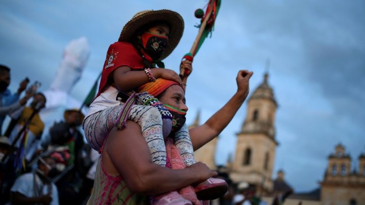 Protestas de pobladores indígenas en Bogota