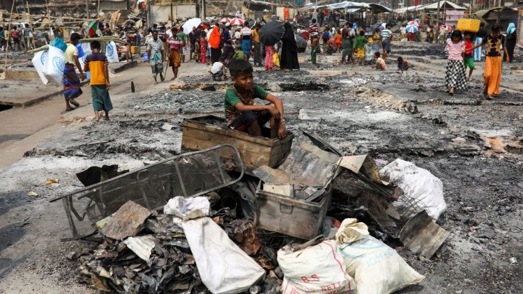 Ein Bild aus dem abgebrannten Lagerteil in Cox's Bazar (Bangladesch)