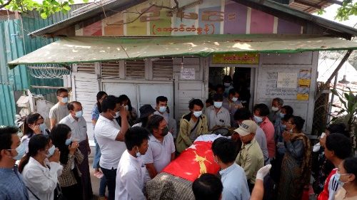 Condanna internazionale per la strage in Myanmar