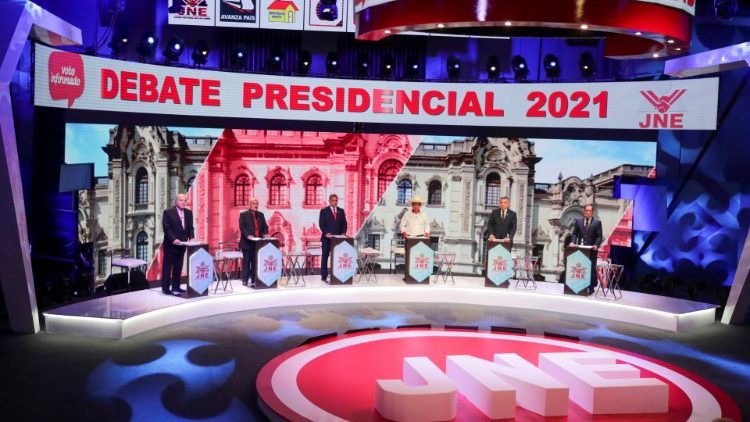Perú se prepara para las elecciones presidenciales y congresuales del 11 de abril