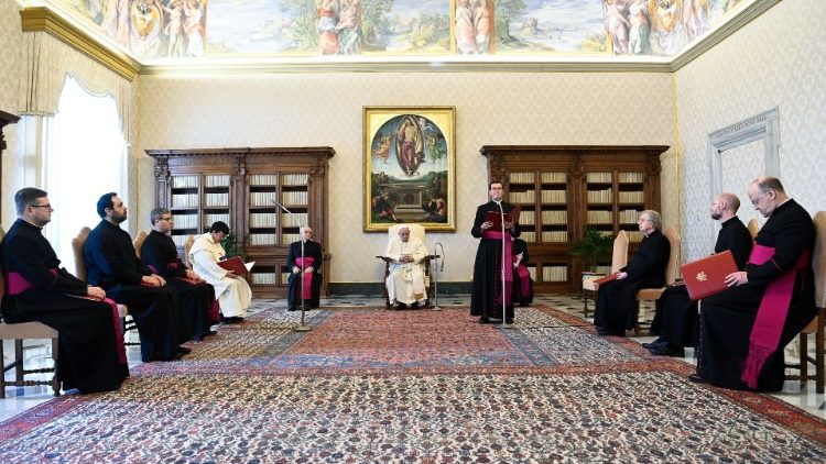 البابا فرنسيس في مقابلته العامة مع المؤمنين 