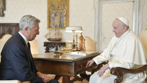 Papst empfängt UN-Flüchtlingskommissar Grandi