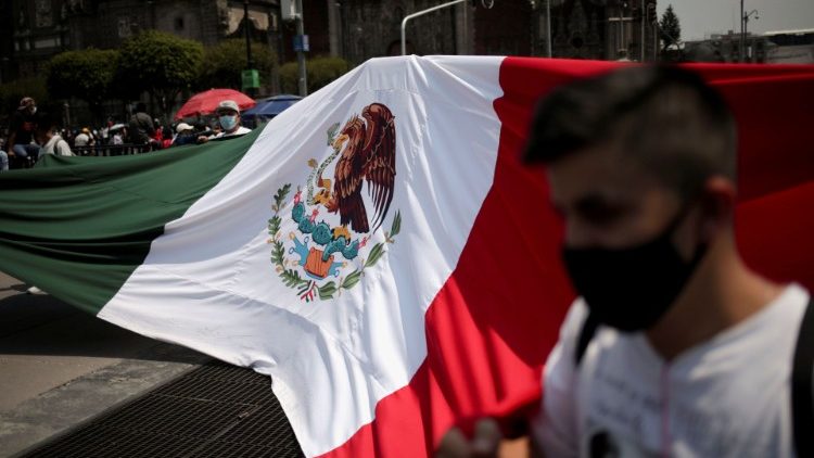Imagen de archivo: bandera de México