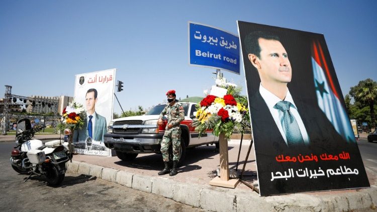 Siria: campagna presidenziale a Damasco