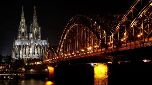 Köln: Staatsanwalt wirft Priester 118 Fälle von Missbrauch vor