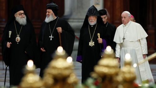 Francisco y los Patriarcas de Oriente unidos en oración por la paz en el Líbano