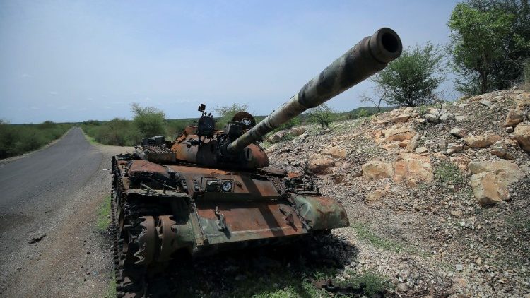 A tank damaged during the fighting between Ethiopia’s Defense Forces and Tigrayan forces in Humera town